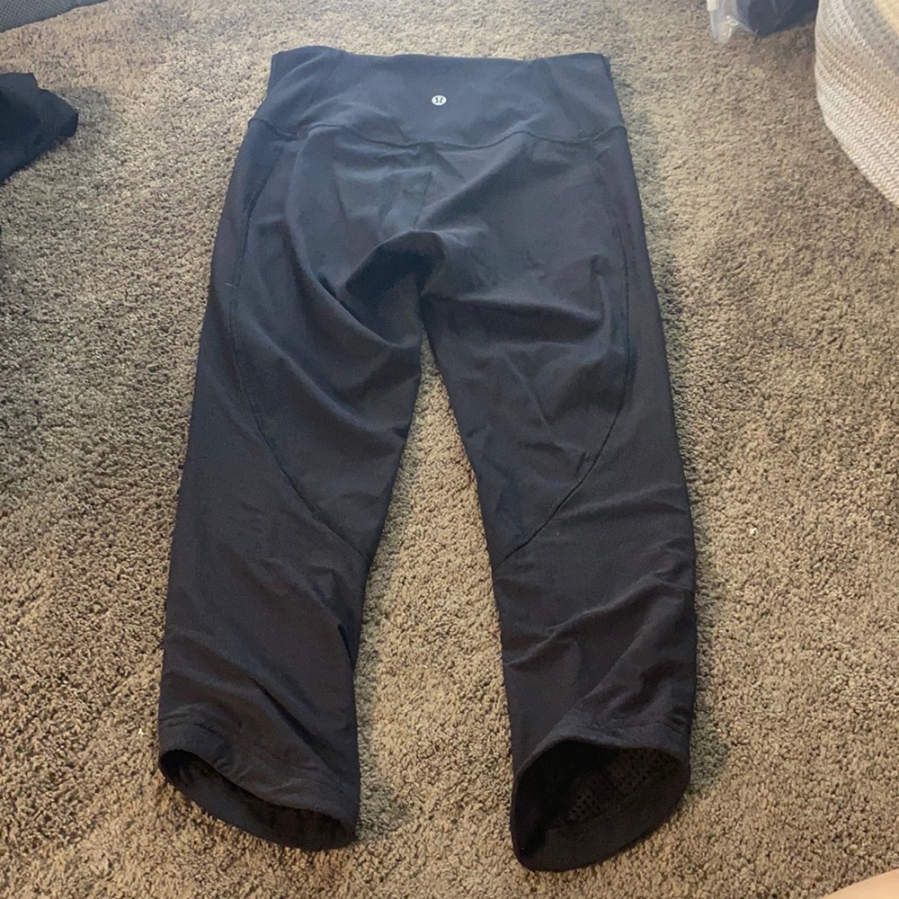 Lululemon Capri Leggings 4
